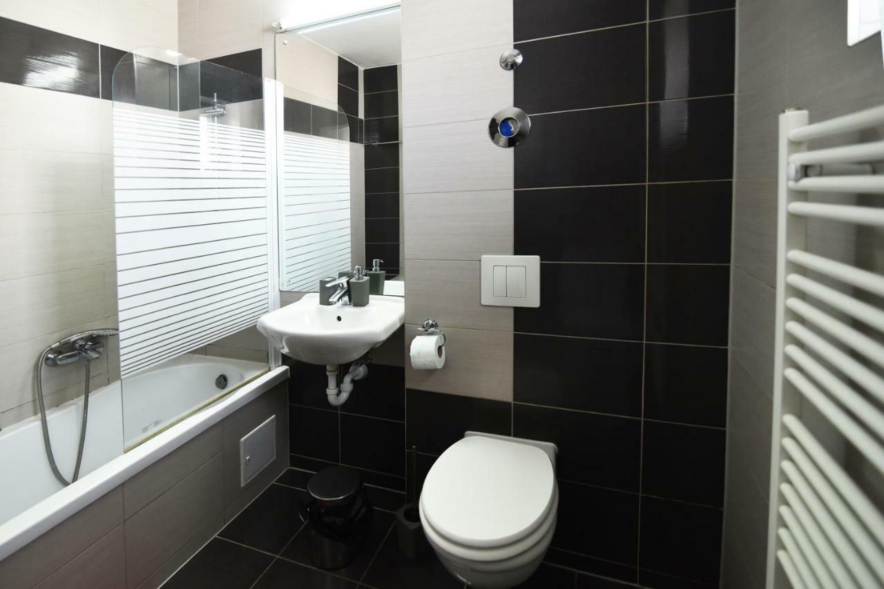 Avantgarden 57 Apartment Brasov Luaran gambar